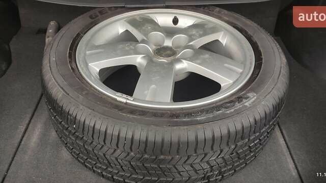 Серый Мицубиси Аутлендер, объемом двигателя 2 л и пробегом 200 тыс. км за 5999 $, фото 29 на Automoto.ua