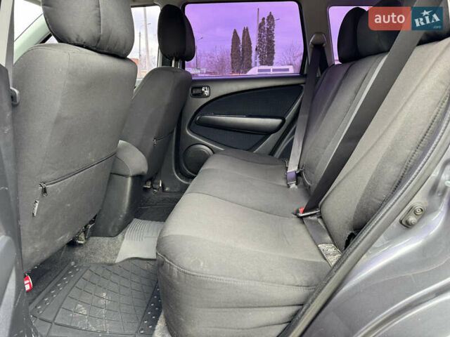 Серый Мицубиси Аутлендер, объемом двигателя 2.38 л и пробегом 254 тыс. км за 7300 $, фото 19 на Automoto.ua