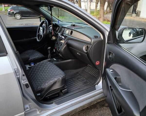 Сірий Міцубісі Аутлендер, об'ємом двигуна 2 л та пробігом 161 тис. км за 7500 $, фото 33 на Automoto.ua