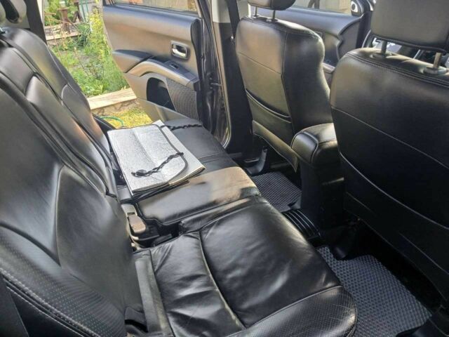 Сірий Міцубісі Аутлендер, об'ємом двигуна 2.2 л та пробігом 270 тис. км за 9800 $, фото 11 на Automoto.ua