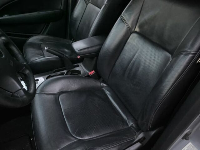 Сірий Міцубісі Аутлендер, об'ємом двигуна 2.4 л та пробігом 299 тис. км за 6300 $, фото 6 на Automoto.ua