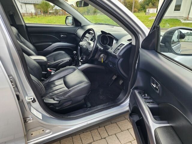 Сірий Міцубісі Аутлендер, об'ємом двигуна 2.2 л та пробігом 82 тис. км за 4066 $, фото 13 на Automoto.ua