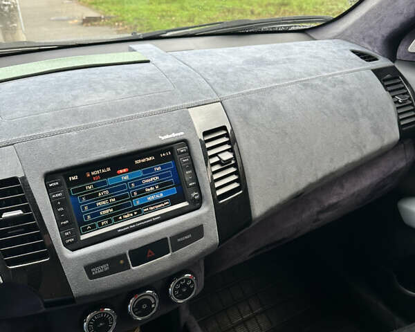 Серый Мицубиси Аутлендер, объемом двигателя 3 л и пробегом 279 тыс. км за 11300 $, фото 12 на Automoto.ua