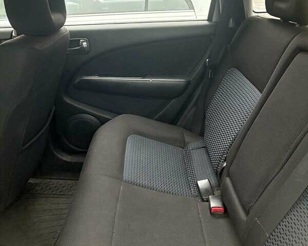 Сірий Міцубісі Аутлендер, об'ємом двигуна 2 л та пробігом 199 тис. км за 7600 $, фото 12 на Automoto.ua