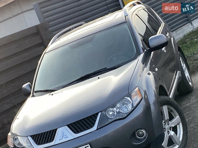 Сірий Міцубісі Аутлендер, об'ємом двигуна 3 л та пробігом 177 тис. км за 8900 $, фото 10 на Automoto.ua