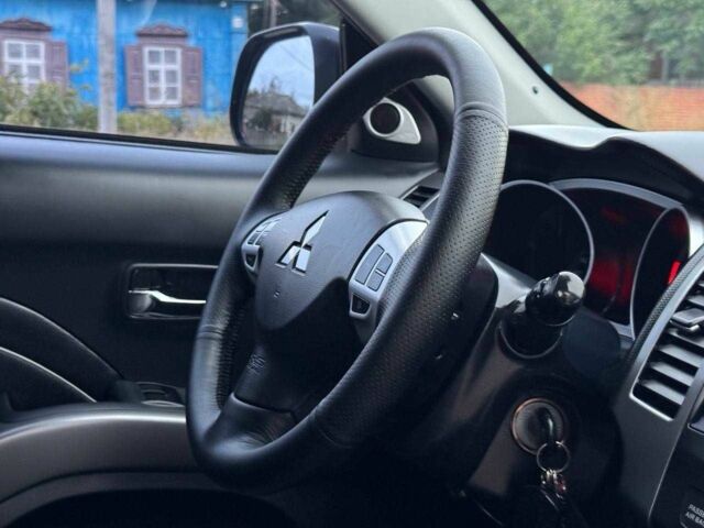 Серый Мицубиси Аутлендер, объемом двигателя 2.4 л и пробегом 171 тыс. км за 9199 $, фото 17 на Automoto.ua