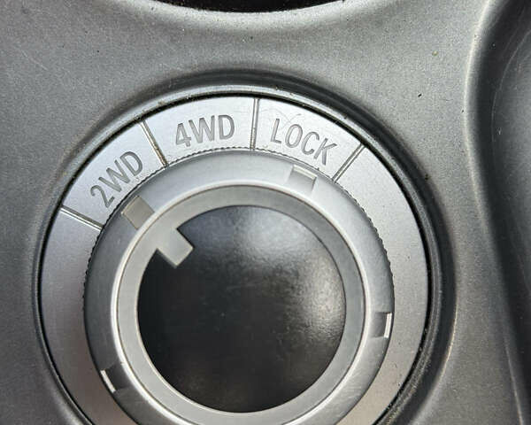 Серый Мицубиси Аутлендер, объемом двигателя 1.97 л и пробегом 242 тыс. км за 8999 $, фото 31 на Automoto.ua