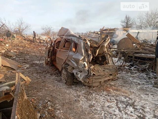 Сірий Міцубісі Аутлендер, об'ємом двигуна 0 л та пробігом 217 тис. км за 5999 $, фото 1 на Automoto.ua