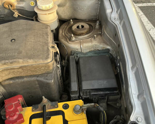 Серый Мицубиси Аутлендер, объемом двигателя 2 л и пробегом 138 тыс. км за 7000 $, фото 30 на Automoto.ua