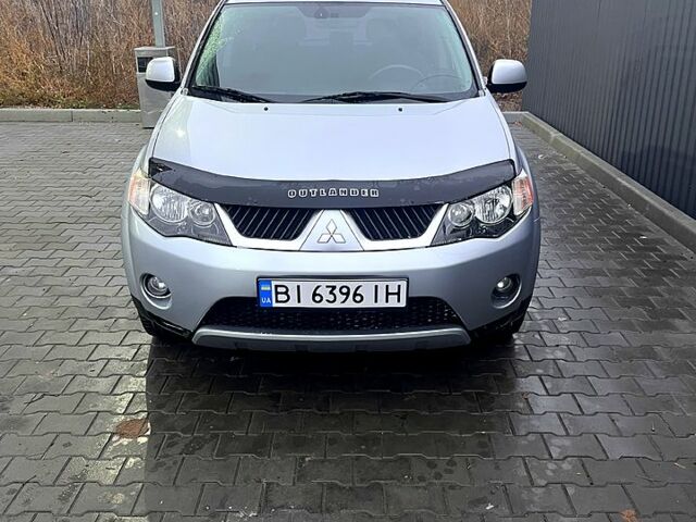 Мицубиси Аутлендер 2009 в Полтаве на Automoto.ua Серый Мицубиси Аутлендер, объемом двигателя 2.4 л и пробегом 223 тыс. км за 8600 $, фото 1 на Automoto.ua