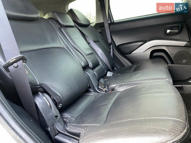 Сірий Міцубісі Аутлендер, об'ємом двигуна 3 л та пробігом 177 тис. км за 8900 $, фото 21 на Automoto.ua
