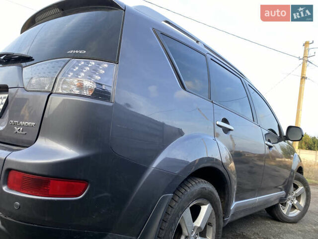 Сірий Міцубісі Аутлендер, об'ємом двигуна 3 л та пробігом 177 тис. км за 8900 $, фото 15 на Automoto.ua