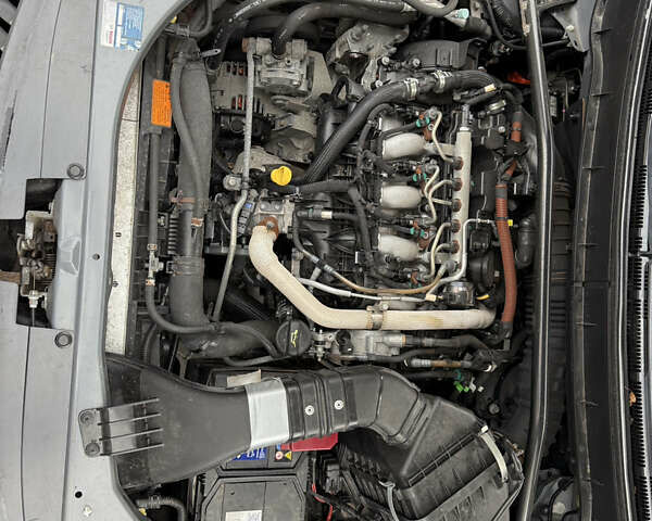 Серый Мицубиси Аутлендер, объемом двигателя 2.2 л и пробегом 162 тыс. км за 10000 $, фото 52 на Automoto.ua