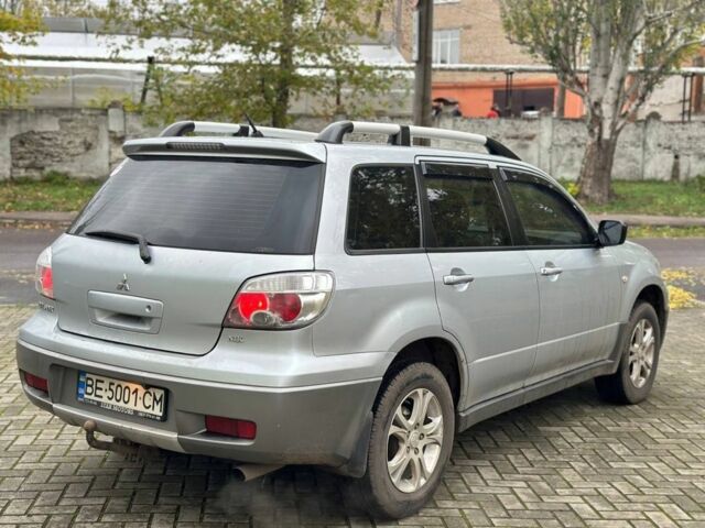 Міцубісі Аутлендер 2009 у Миколаєві на Automoto.ua Сірий Міцубісі Аутлендер, об'ємом двигуна 2 л та пробігом 170 тис. км за 6700 $, фото 2 на Automoto.ua
