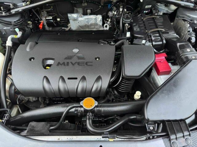 Серый Мицубиси Аутлендер, объемом двигателя 2.4 л и пробегом 171 тыс. км за 9199 $, фото 22 на Automoto.ua