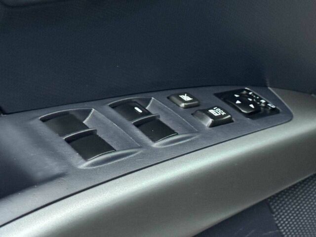 Серый Мицубиси Аутлендер, объемом двигателя 2.4 л и пробегом 171 тыс. км за 9199 $, фото 7 на Automoto.ua