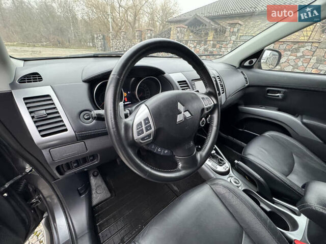 Серый Мицубиси Аутлендер, объемом двигателя 2.2 л и пробегом 289 тыс. км за 11300 $, фото 44 на Automoto.ua