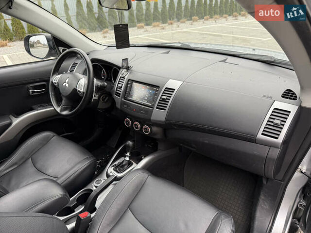 Сірий Міцубісі Аутлендер, об'ємом двигуна 2.2 л та пробігом 236 тис. км за 9800 $, фото 38 на Automoto.ua