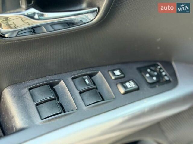 Серый Мицубиси Аутлендер, объемом двигателя 2.18 л и пробегом 294 тыс. км за 10799 $, фото 20 на Automoto.ua