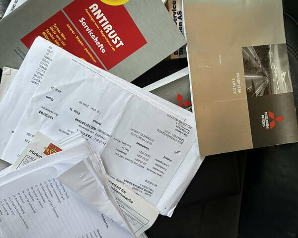 Серый Мицубиси Аутлендер, объемом двигателя 2.2 л и пробегом 217 тыс. км за 10900 $, фото 17 на Automoto.ua