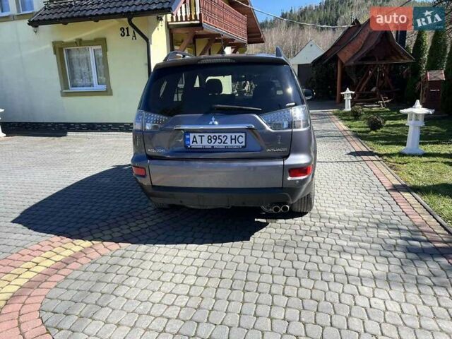 Сірий Міцубісі Аутлендер, об'ємом двигуна 2.2 л та пробігом 193 тис. км за 11000 $, фото 33 на Automoto.ua