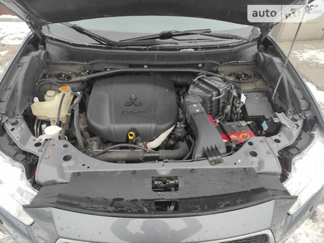 Сірий Міцубісі Аутлендер, об'ємом двигуна 2.2 л та пробігом 193 тис. км за 12350 $, фото 30 на Automoto.ua