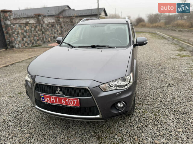 Серый Мицубиси Аутлендер, объемом двигателя 2.2 л и пробегом 289 тыс. км за 11300 $, фото 40 на Automoto.ua