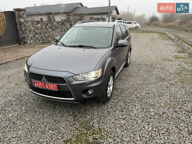 Серый Мицубиси Аутлендер, объемом двигателя 2.2 л и пробегом 289 тыс. км за 11300 $, фото 4 на Automoto.ua