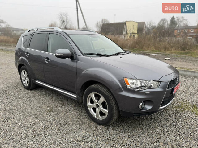 Серый Мицубиси Аутлендер, объемом двигателя 2.2 л и пробегом 289 тыс. км за 11300 $, фото 16 на Automoto.ua