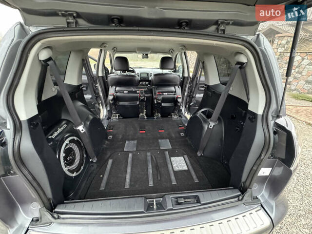 Серый Мицубиси Аутлендер, объемом двигателя 2.2 л и пробегом 289 тыс. км за 11300 $, фото 62 на Automoto.ua