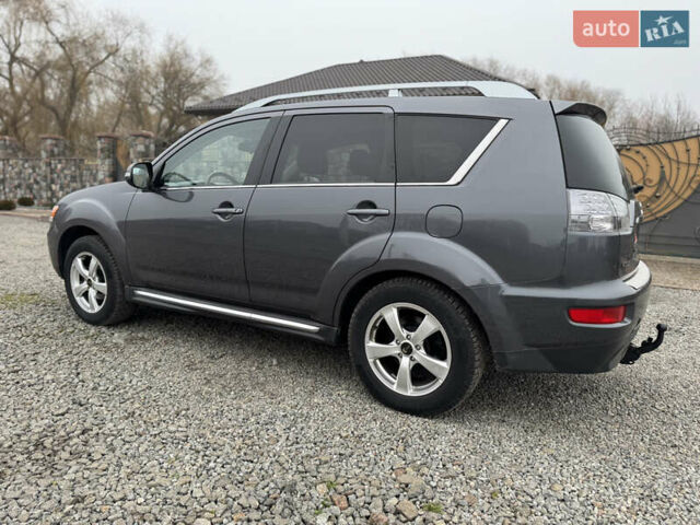 Серый Мицубиси Аутлендер, объемом двигателя 2.2 л и пробегом 289 тыс. км за 11300 $, фото 32 на Automoto.ua