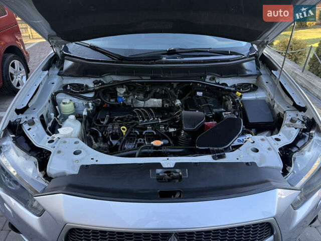 Серый Мицубиси Аутлендер, объемом двигателя 2.4 л и пробегом 218 тыс. км за 9950 $, фото 34 на Automoto.ua