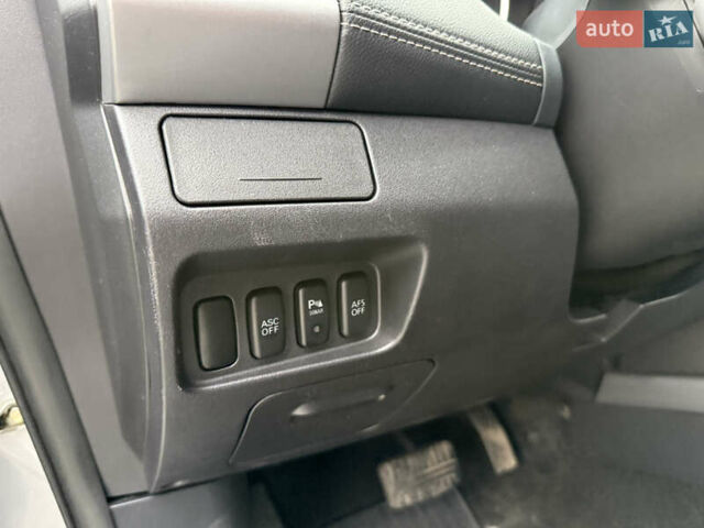 Сірий Міцубісі Аутлендер, об'ємом двигуна 2.2 л та пробігом 236 тис. км за 9800 $, фото 46 на Automoto.ua