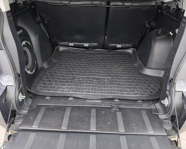 Серый Мицубиси Аутлендер, объемом двигателя 2.3 л и пробегом 263 тыс. км за 11400 $, фото 17 на Automoto.ua