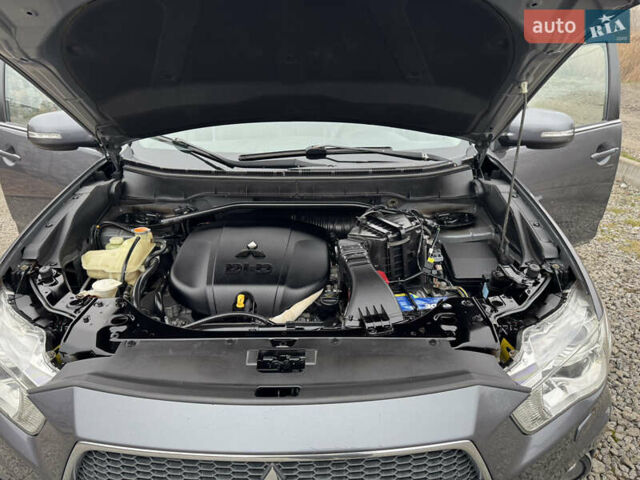 Серый Мицубиси Аутлендер, объемом двигателя 2.2 л и пробегом 289 тыс. км за 11300 $, фото 71 на Automoto.ua