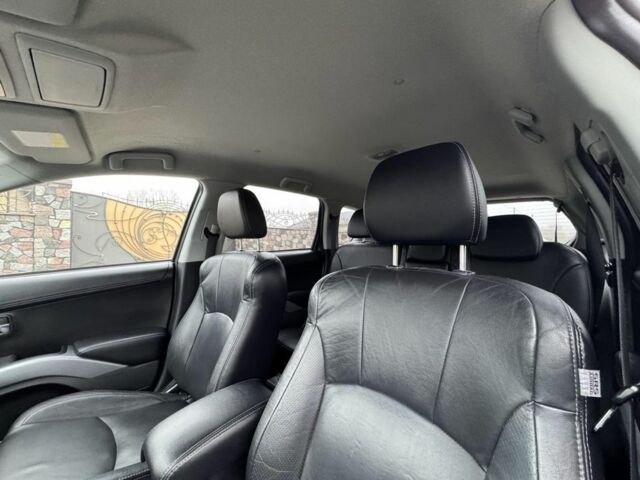 Серый Мицубиси Аутлендер, объемом двигателя 2.2 л и пробегом 289 тыс. км за 11300 $, фото 13 на Automoto.ua