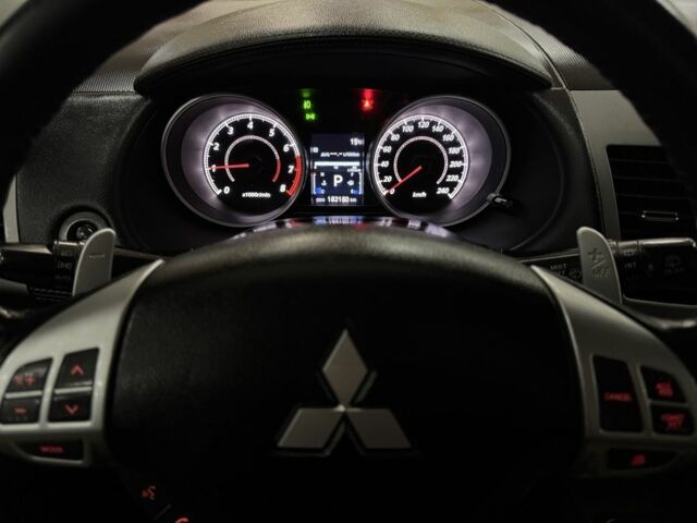 Серый Мицубиси Аутлендер, объемом двигателя 2.4 л и пробегом 182 тыс. км за 10800 $, фото 15 на Automoto.ua