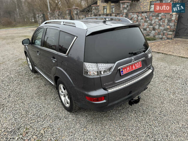 Серый Мицубиси Аутлендер, объемом двигателя 2.2 л и пробегом 289 тыс. км за 11300 $, фото 28 на Automoto.ua
