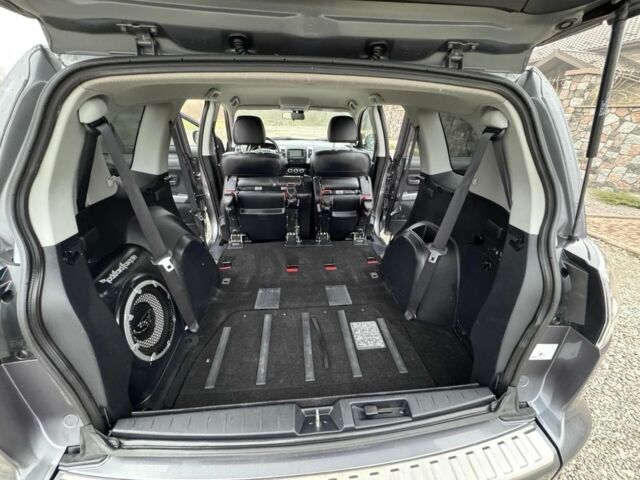 Серый Мицубиси Аутлендер, объемом двигателя 2.2 л и пробегом 289 тыс. км за 11300 $, фото 18 на Automoto.ua