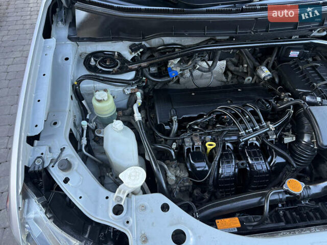 Серый Мицубиси Аутлендер, объемом двигателя 2.4 л и пробегом 218 тыс. км за 9950 $, фото 36 на Automoto.ua