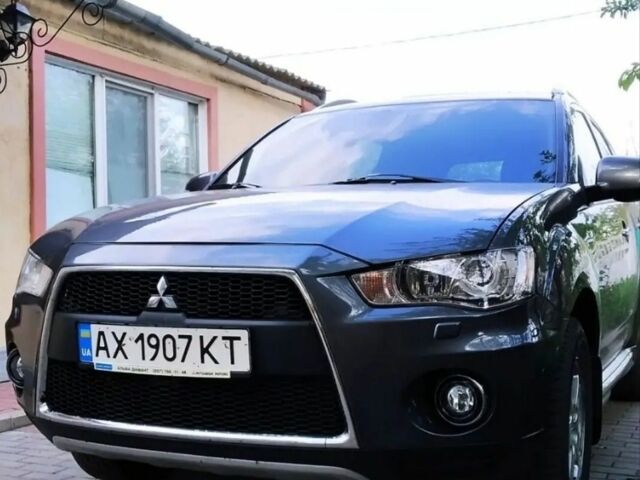 Серый Мицубиси Аутлендер, объемом двигателя 2.4 л и пробегом 151 тыс. км за 11100 $, фото 7 на Automoto.ua