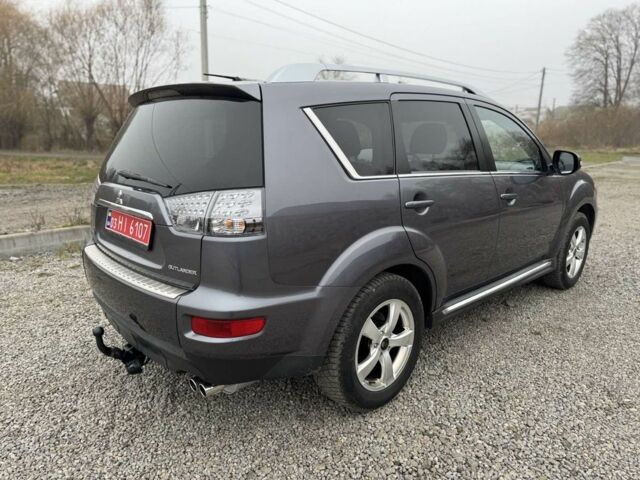 Серый Мицубиси Аутлендер, объемом двигателя 2.2 л и пробегом 289 тыс. км за 11300 $, фото 5 на Automoto.ua