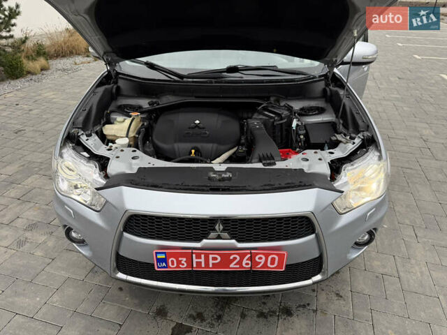 Сірий Міцубісі Аутлендер, об'ємом двигуна 2.2 л та пробігом 236 тис. км за 9800 $, фото 66 на Automoto.ua