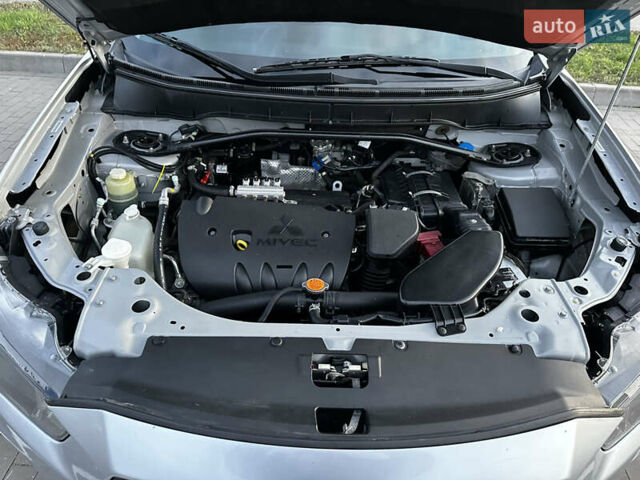 Мицубиси Аутлендер 2010 в Белой Церкве на Automoto.ua Серый Мицубиси Аутлендер, объемом двигателя 2.36 л и пробегом 220 тыс. км за 9000 $, фото 9 на Automoto.ua