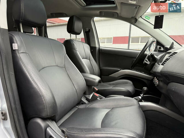 Сірий Міцубісі Аутлендер, об'ємом двигуна 2.2 л та пробігом 236 тис. км за 9800 $, фото 37 на Automoto.ua