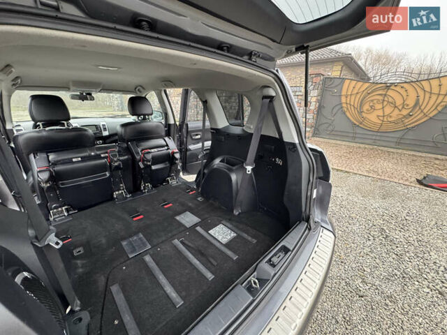 Серый Мицубиси Аутлендер, объемом двигателя 2.2 л и пробегом 289 тыс. км за 11300 $, фото 63 на Automoto.ua