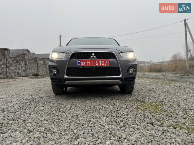 Серый Мицубиси Аутлендер, объемом двигателя 2.2 л и пробегом 289 тыс. км за 11300 $, фото 9 на Automoto.ua