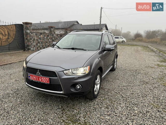 Серый Мицубиси Аутлендер, объемом двигателя 2.2 л и пробегом 289 тыс. км за 11300 $, фото 3 на Automoto.ua