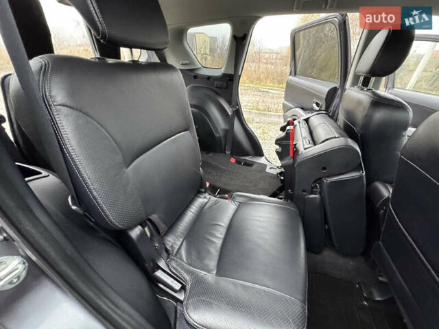 Серый Мицубиси Аутлендер, объемом двигателя 2.2 л и пробегом 289 тыс. км за 11300 $, фото 59 на Automoto.ua