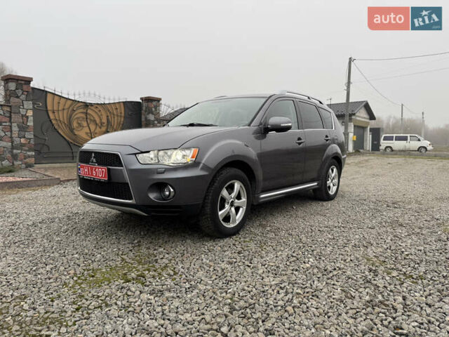 Серый Мицубиси Аутлендер, объемом двигателя 2.2 л и пробегом 289 тыс. км за 11300 $, фото 2 на Automoto.ua
